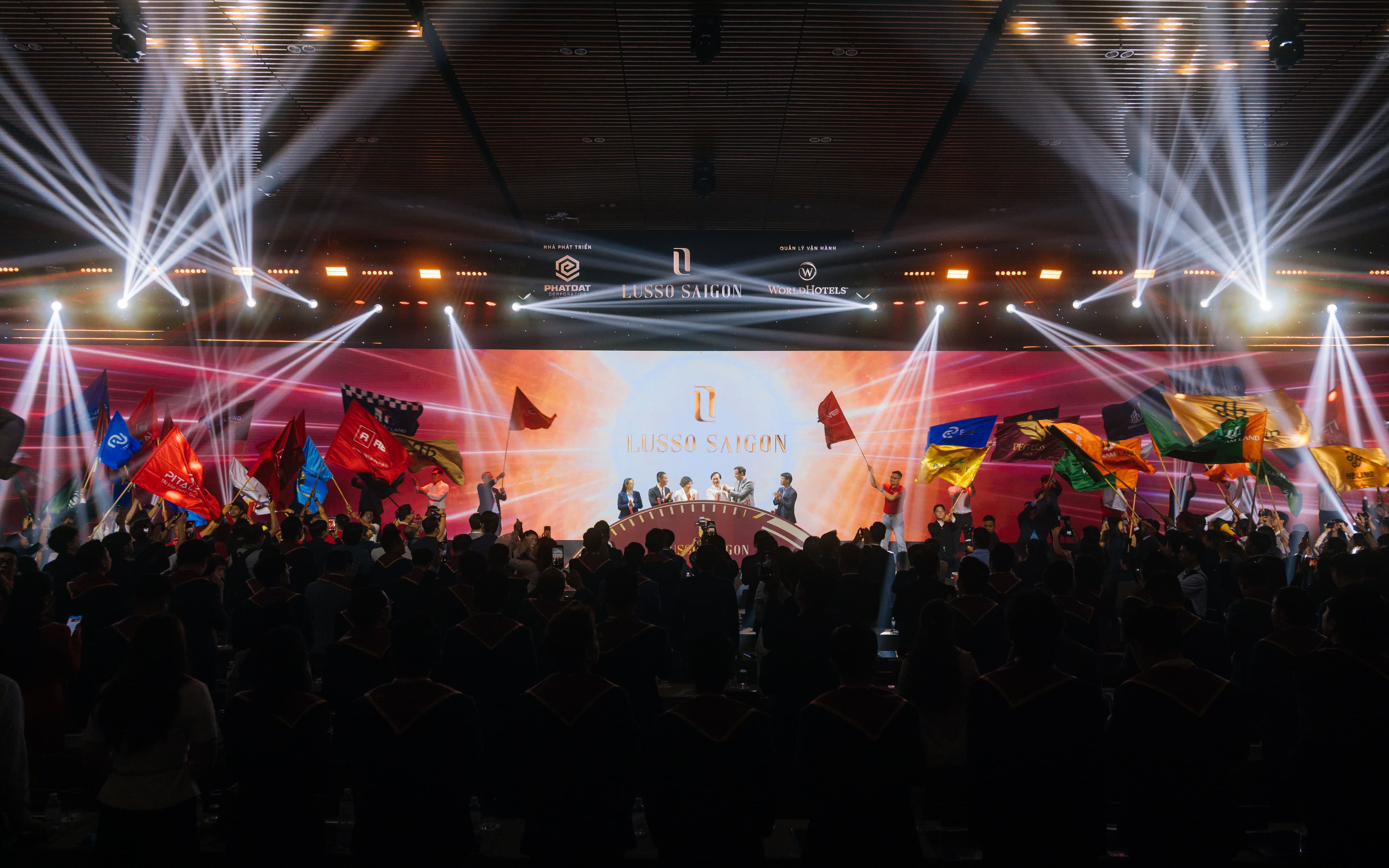 Kick off Lusso Saigon